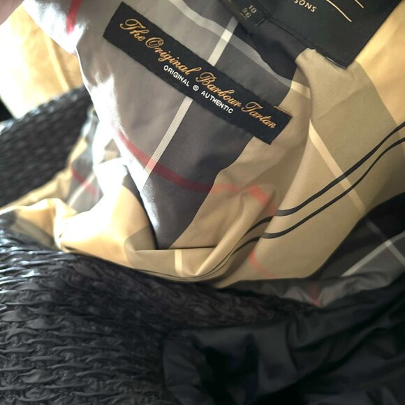 NWT Barbour Women's Swallow Quilt Dark Navy Classic Fall Jacket 6 - Picture 14 of 15